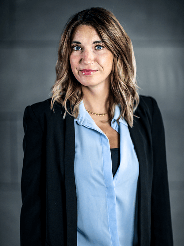 Porträt Julia Barfuss Rechtsanwältin